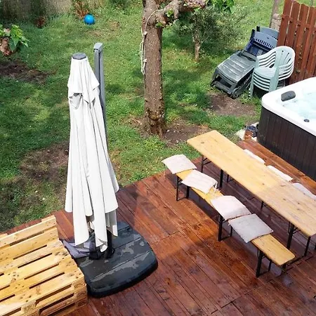 Chambres Privées - Chez L'habitant - Dans Maison Avec Jacuzzi Séjour chez l'habitant